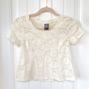 🌼 Free people crop Lacey top 🌼